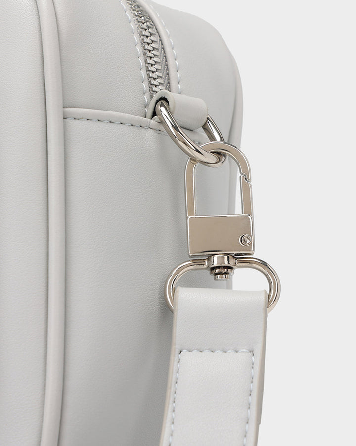 Trunk Messenger Bag in Grey