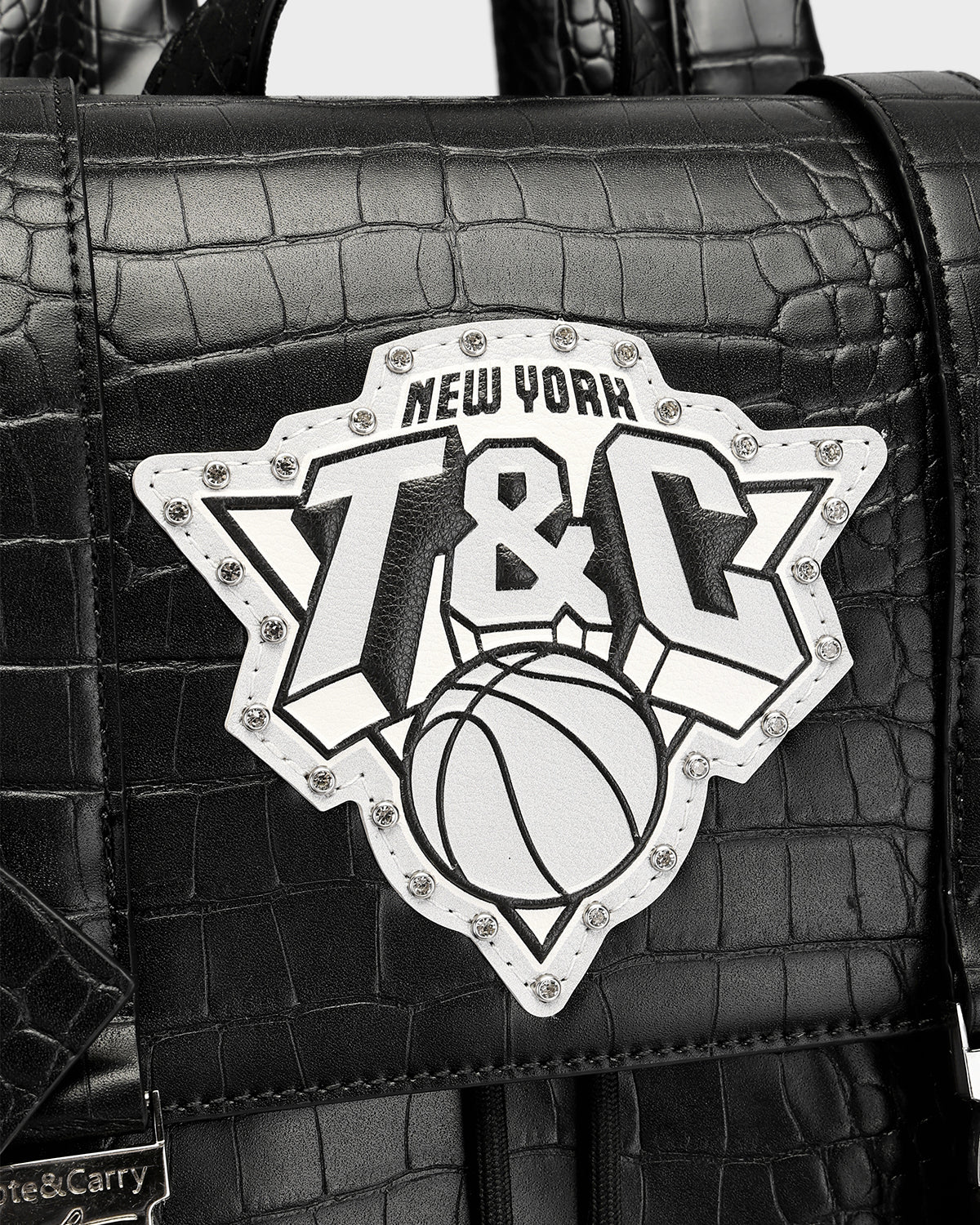 NY Onyx Travel Set in Black