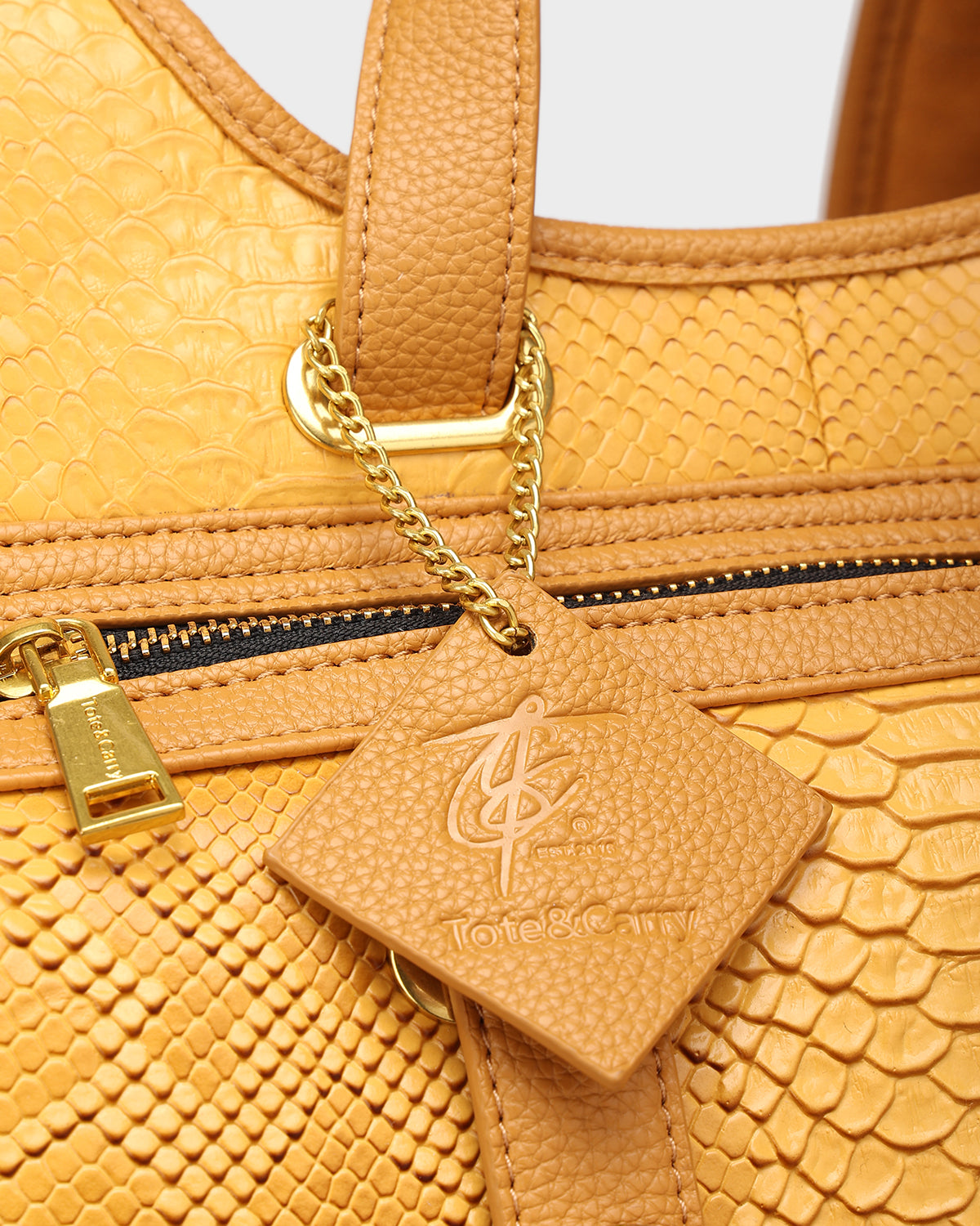 POWER Luxe Travel Set in Sunflower Yellow 🗸