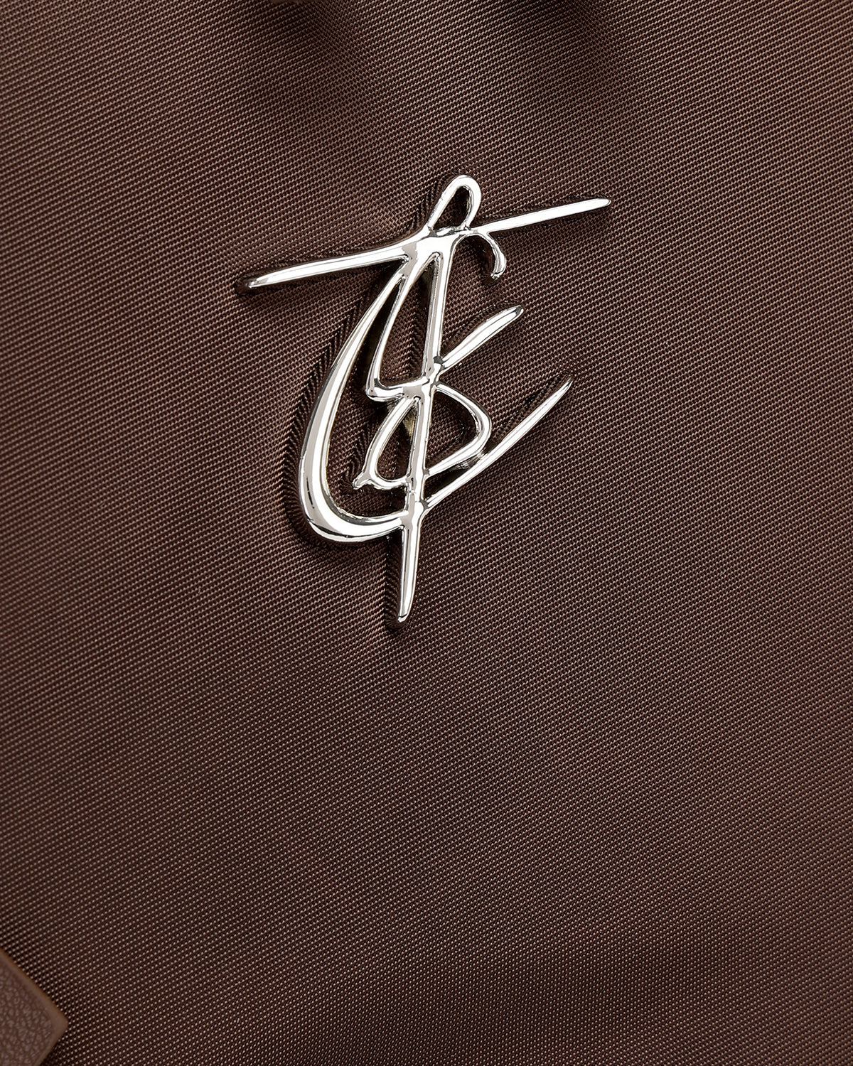 Prestige Garment Bag in Earth Brown