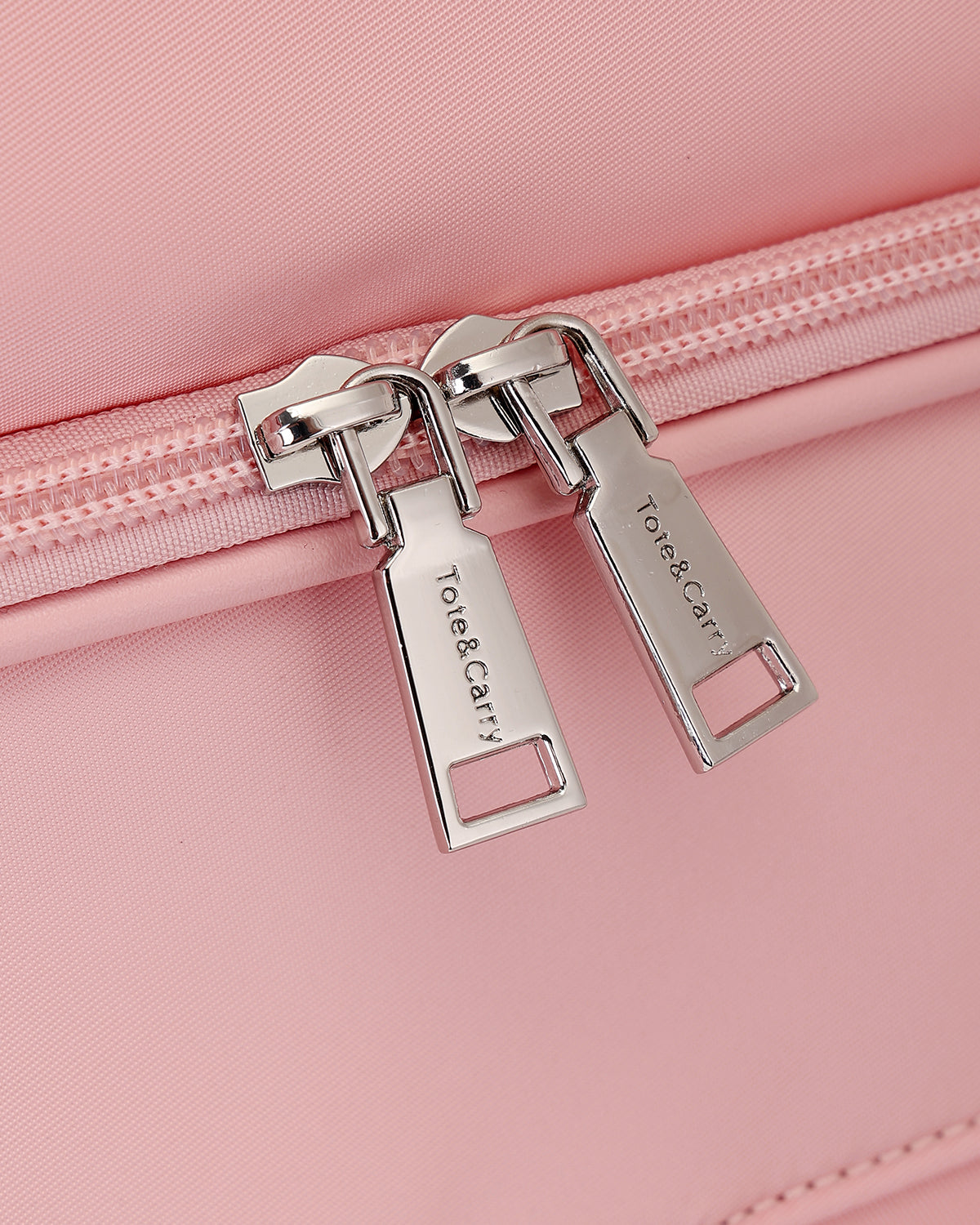 Prestige Garment Bag in Rose Pink