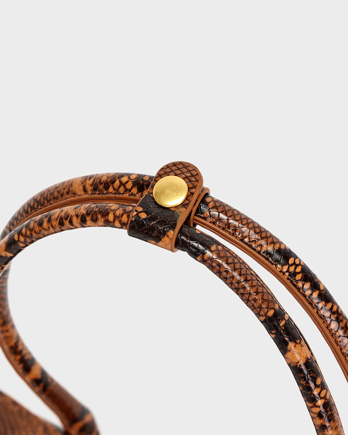 Sienna Shoulder Bag in Jafaar