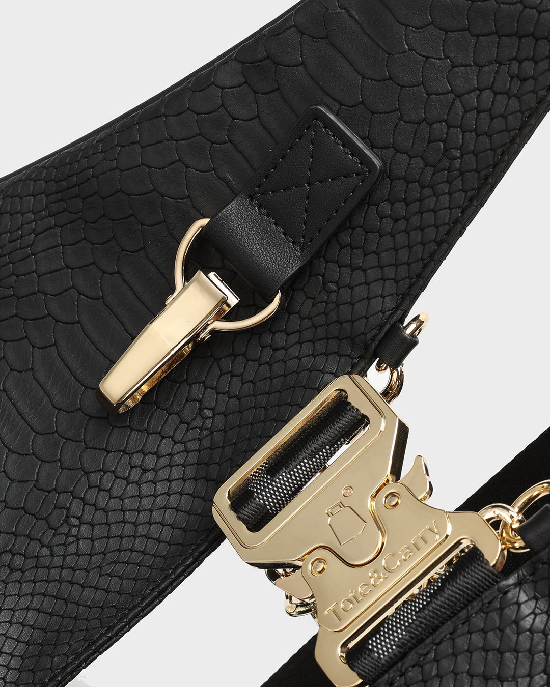 Apollo 1 05 Sling Shot in Black