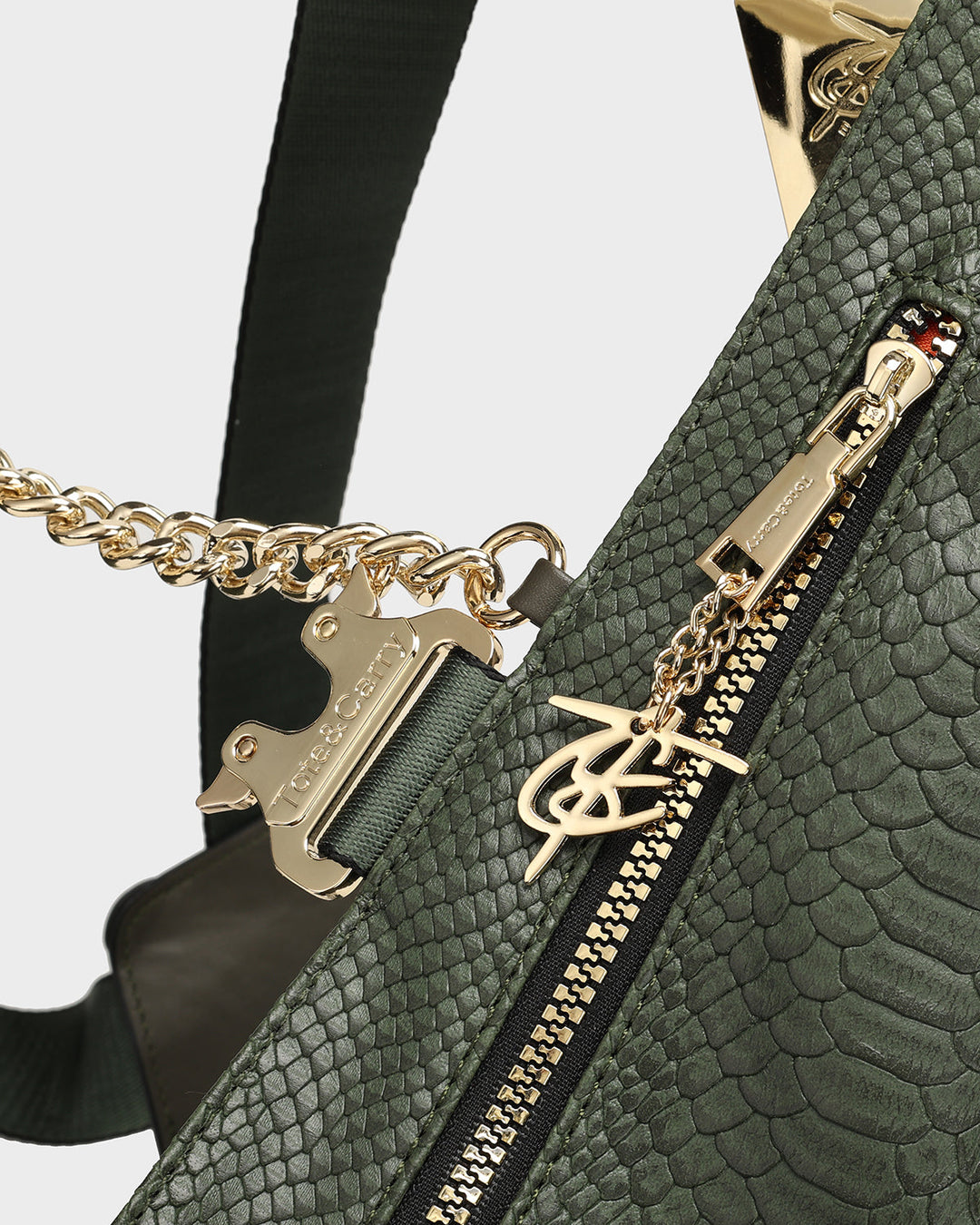 Apollo 1 05 Sling Shot in Olive Green