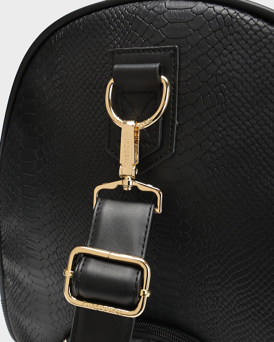 Signature Traveler Rolling Duffle in Black