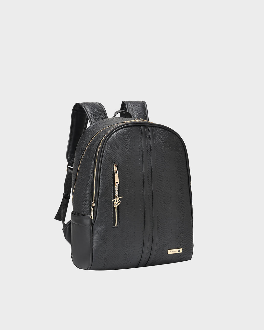Signature Traveler Backpack in Black