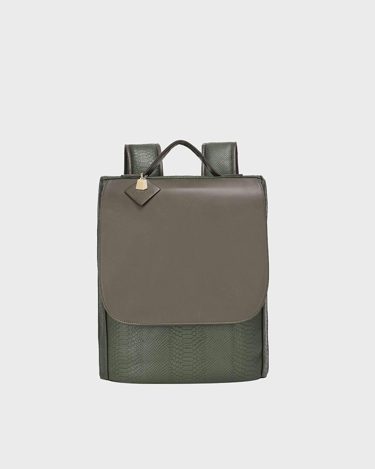 Signature Weekender Travel Set in Olive