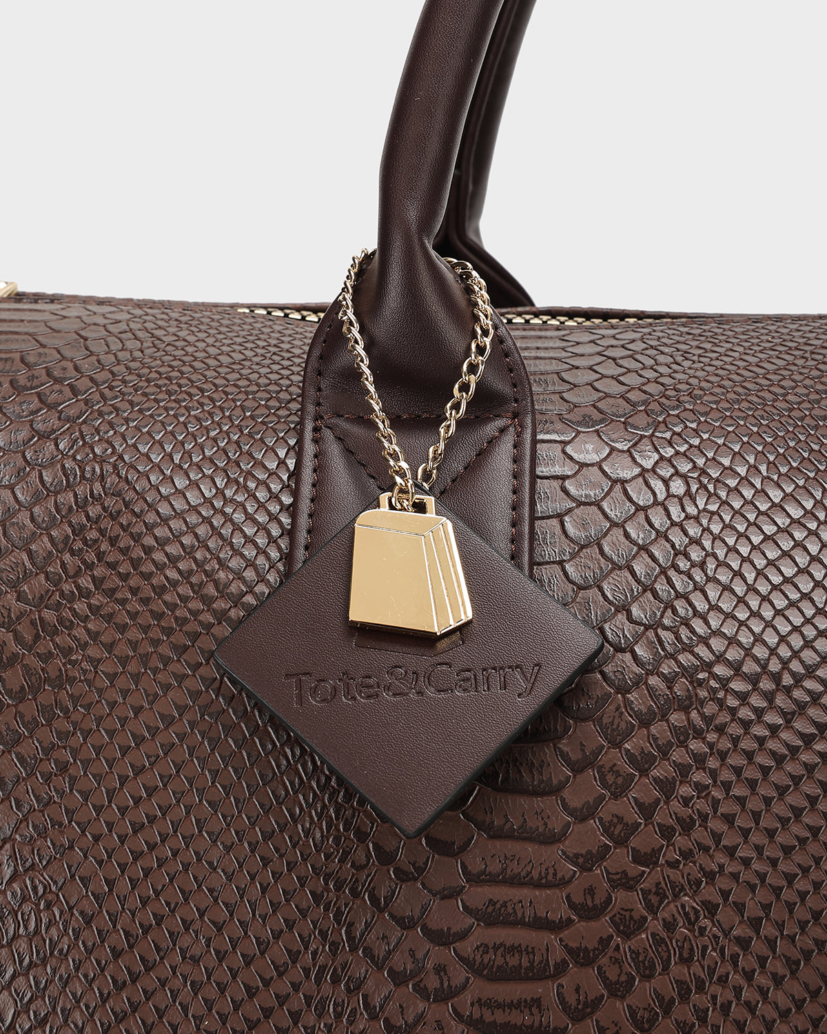 Signature Weekender Duffle Bag in Chocolate