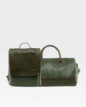 Signature Weekender Travel Set in Olive