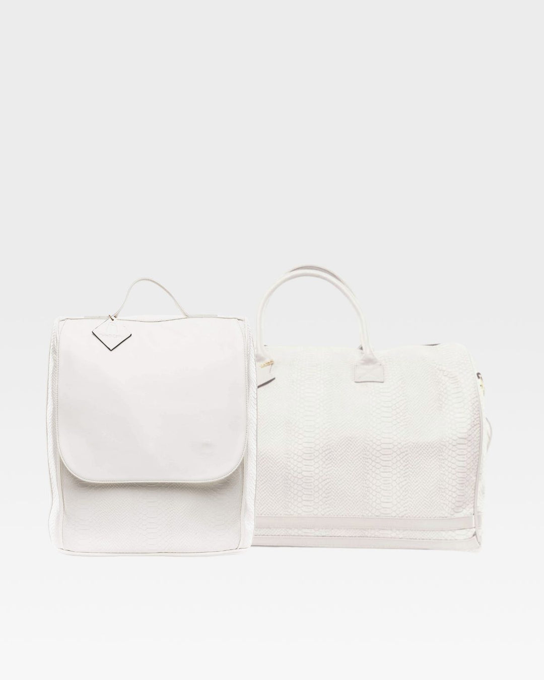 Signature Weekender Travel Set in White