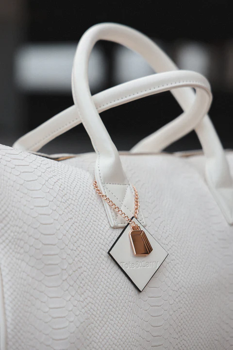 White Apollo 1 Faux Snakeskin Travel Set