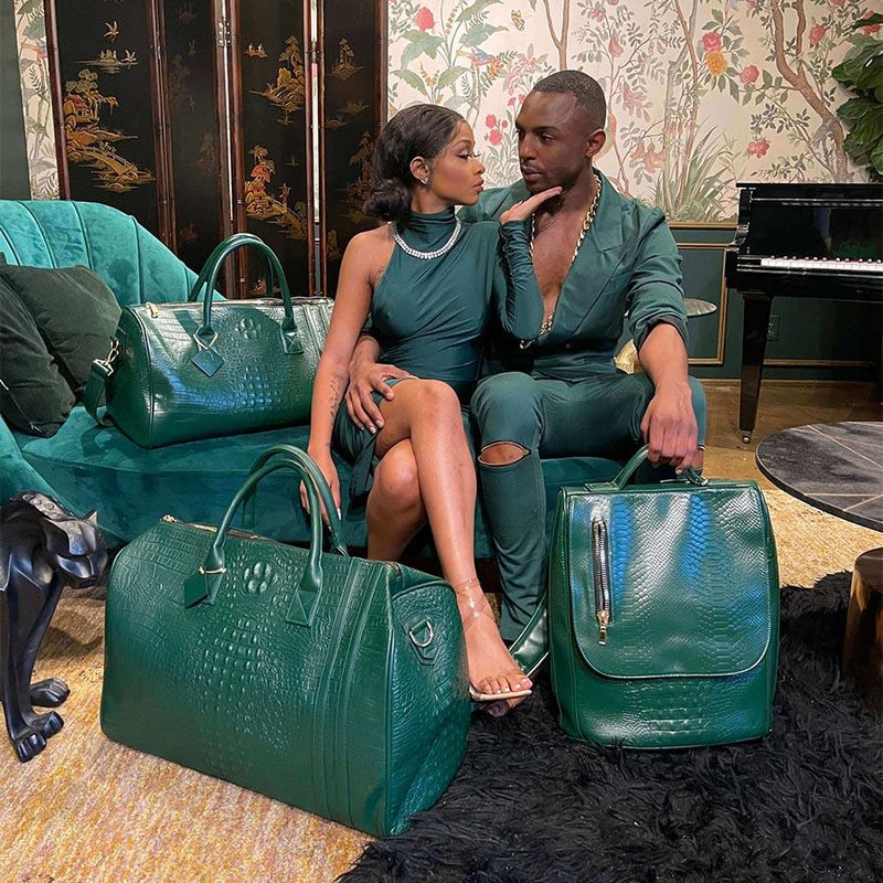 Statement Weekender Travel Set in Emerald Green