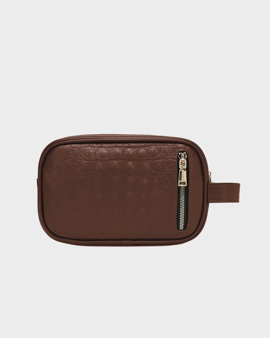 Statement Essential Toiletry Bag in Chocolate