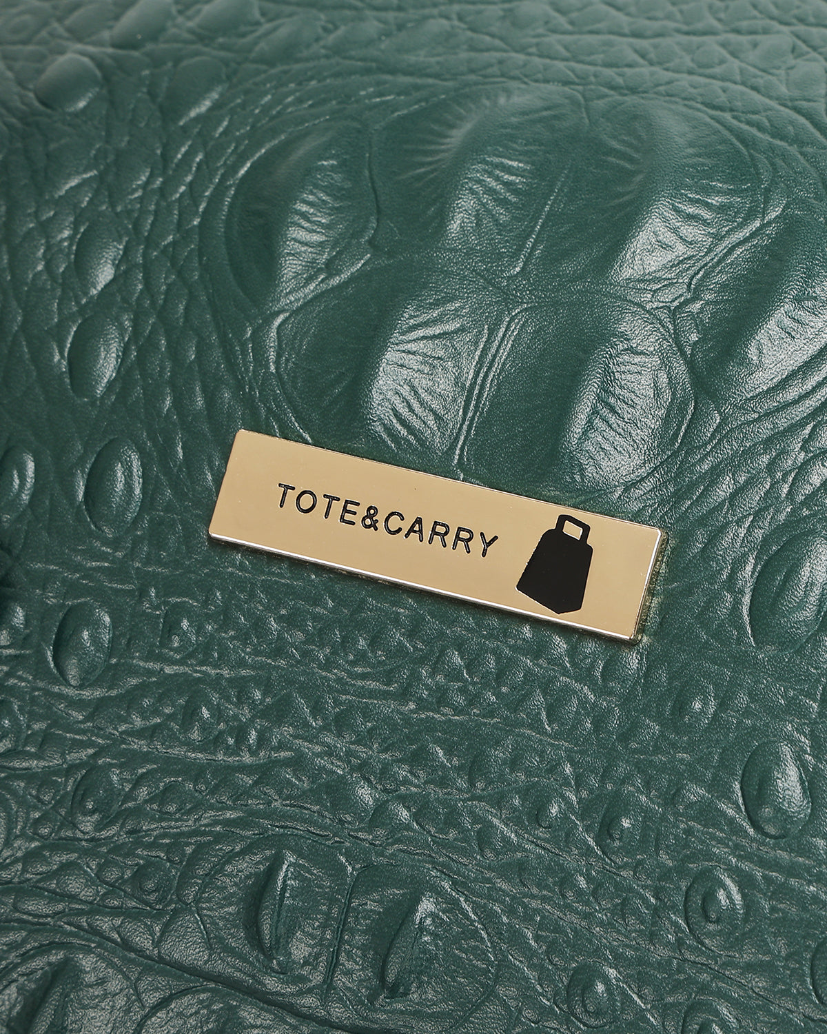Statement Traveler Rolling Duffle in Emerald Green – Tote&Carry