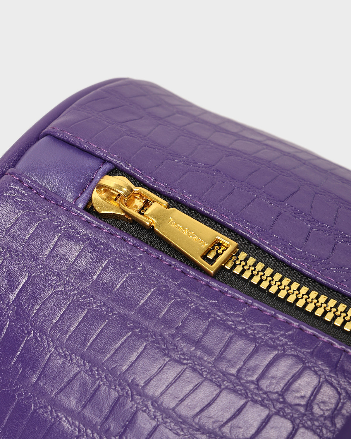 Statement Weekender Duffle Bag in Purple