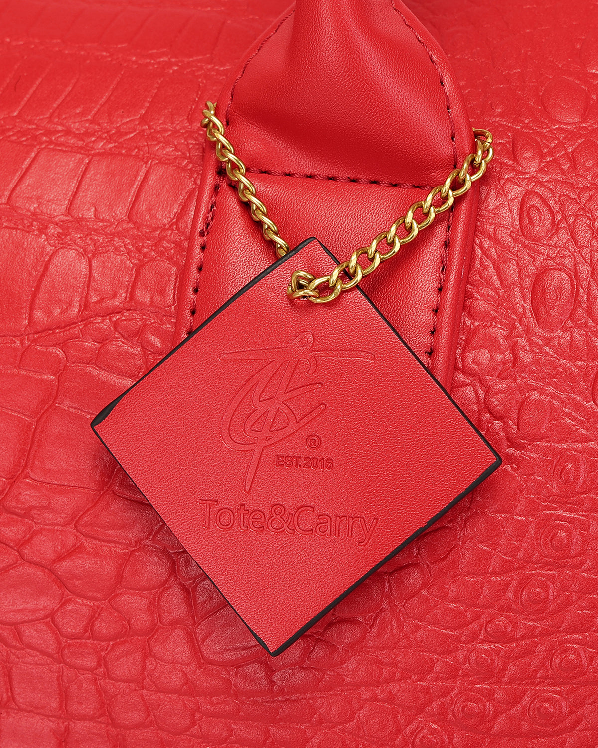 Statement Weekender Travel Set in Red