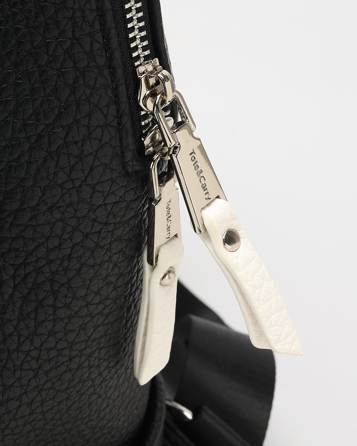Black & White Duo Travel Set in Black