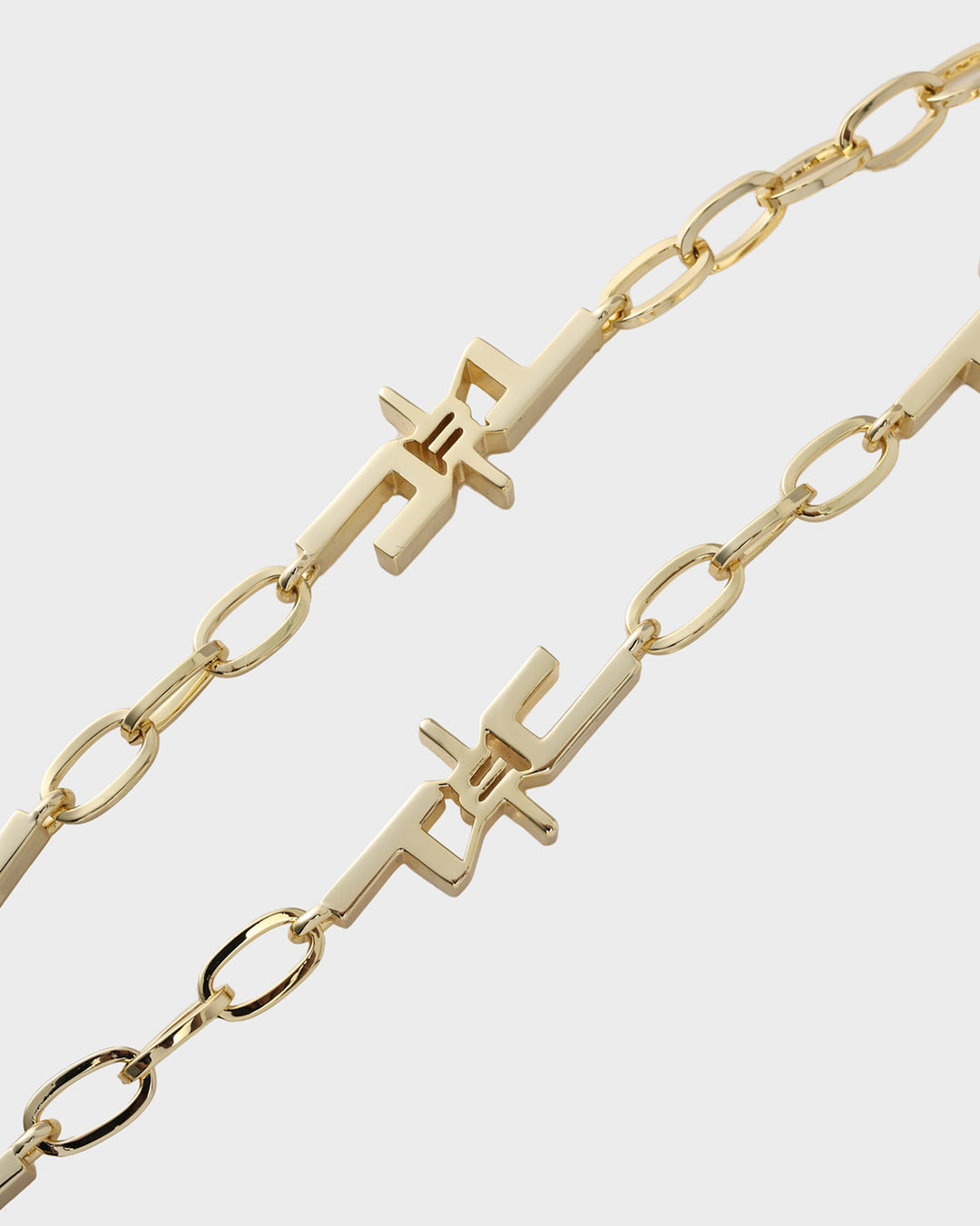 T&C Necklace in Gold
