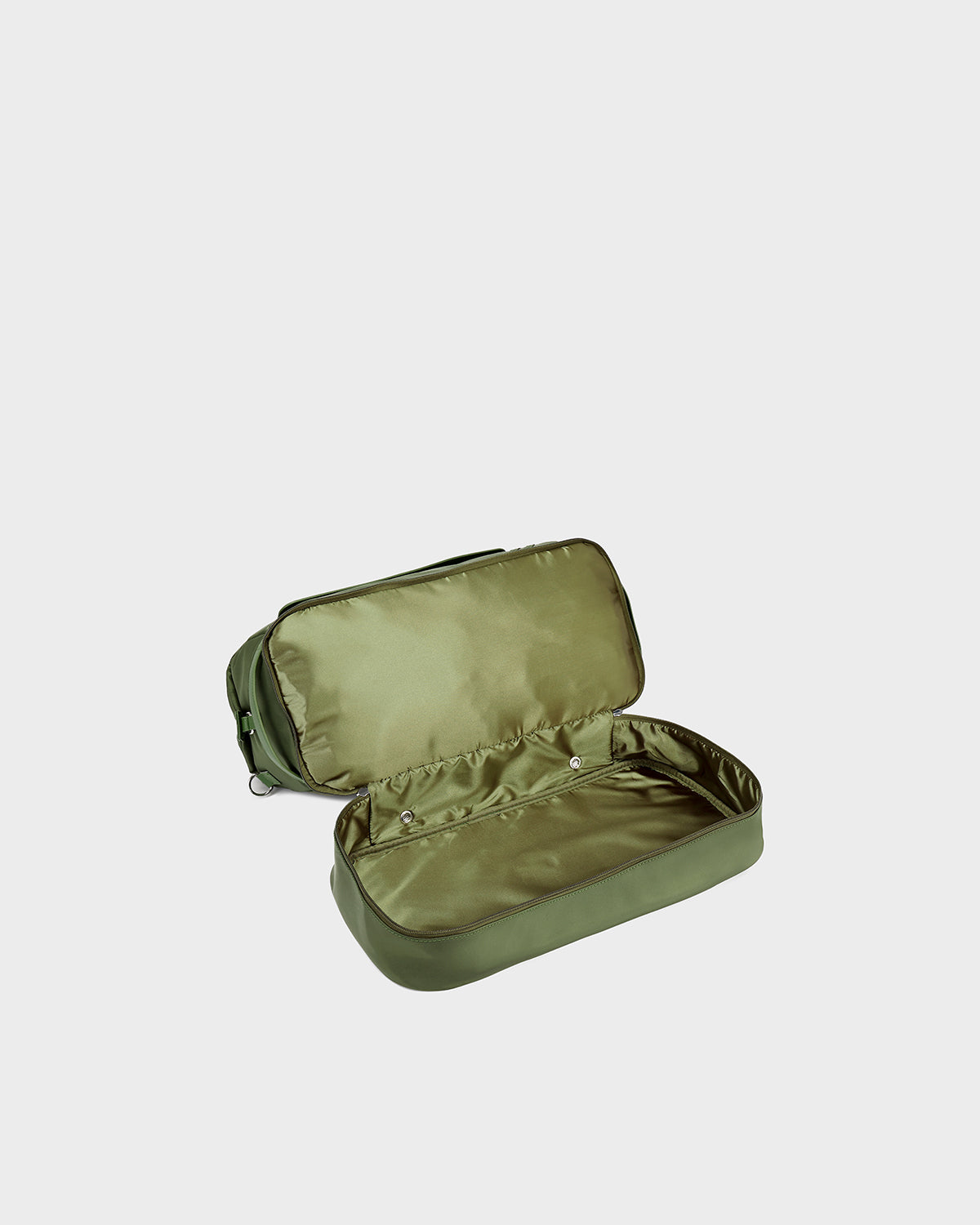 Vantage Weekender Duffle Bag in Olive Green