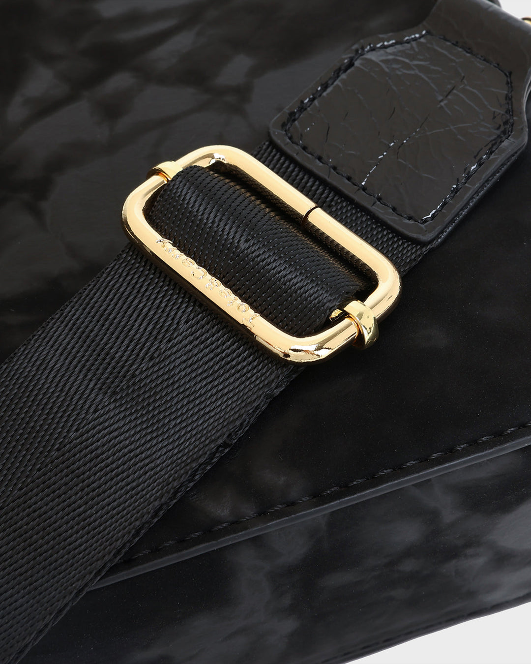 Velvet Messenger Bag in Black